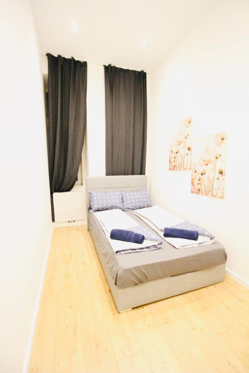 Privatunterkunft Cozy In Center Dw5 *