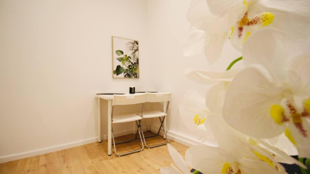 Privatunterkunft Cozy In Center Dw5 Wien